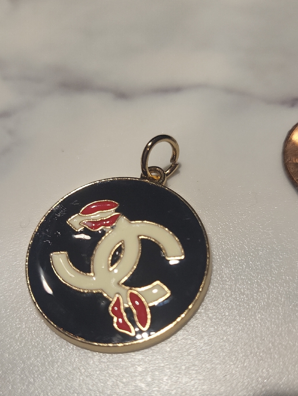 Lavish Zipper Pull - Picture 4 of 4